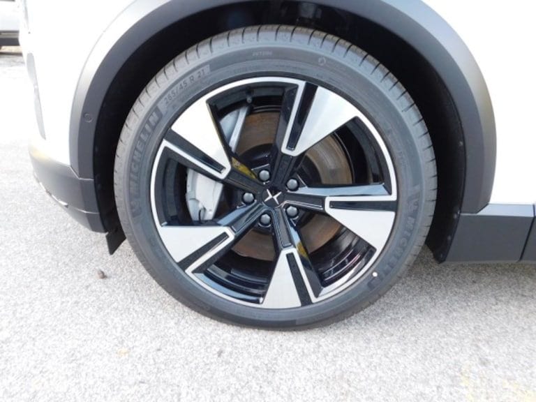 2025 Polestar 3 - Photo 10