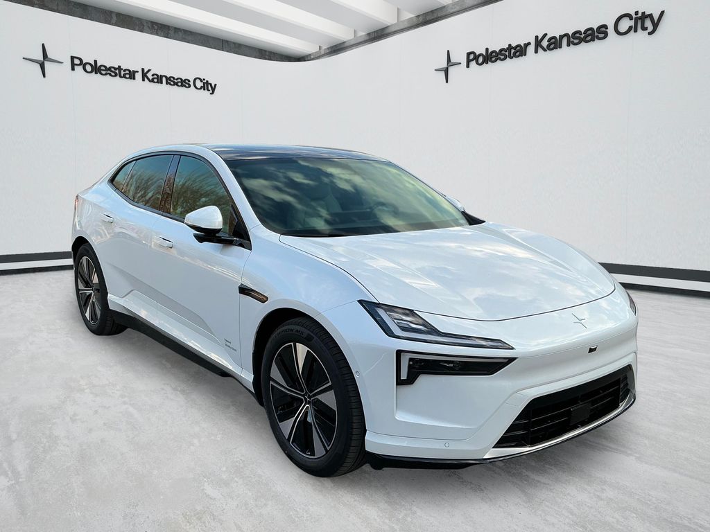 2026 Polestar 4 LRDM's photo