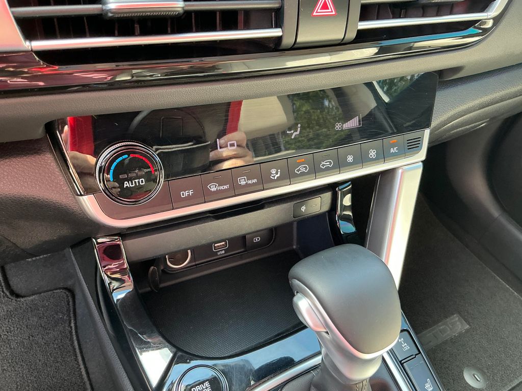 2021 Kia Seltos SX - Photo 24