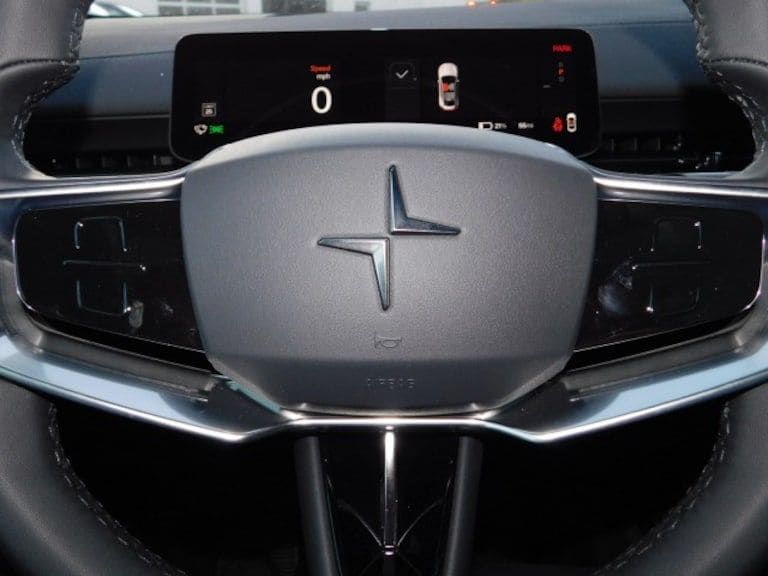 2025 Polestar 3 - Photo 15