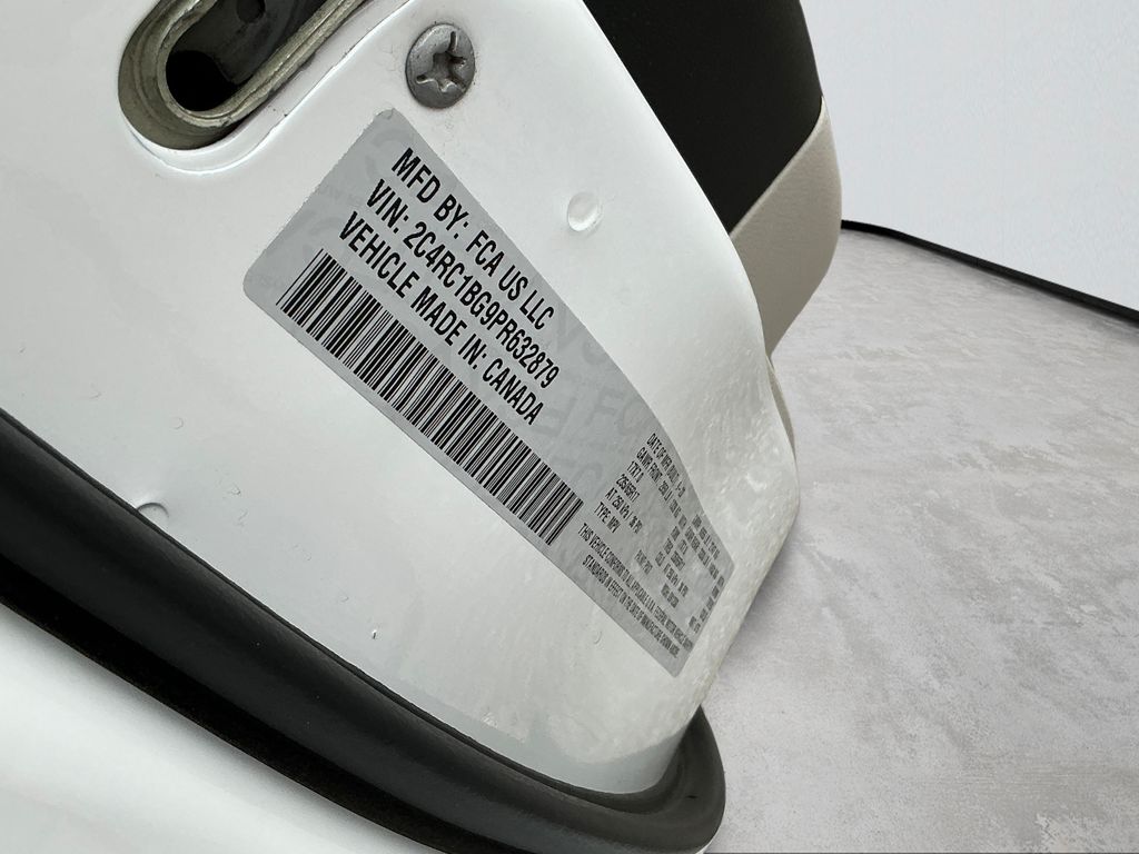 2023 Chrysler Pacifica Touring L - Photo 27