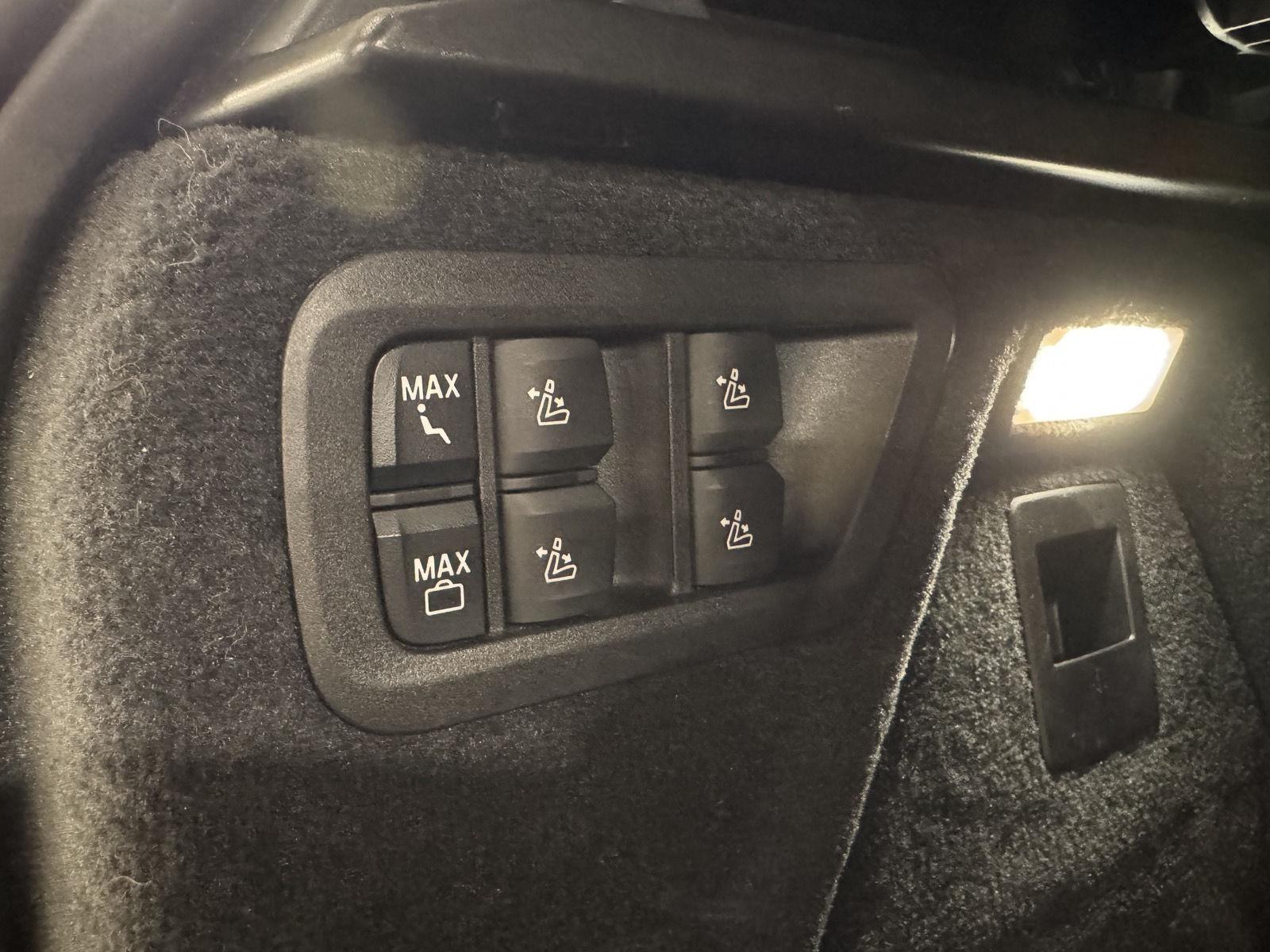 2026 BMW X7 40i - Photo 27