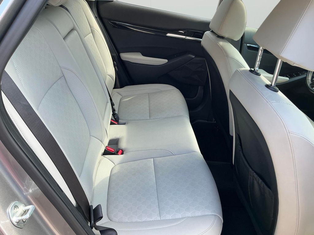 2021 Kia Seltos SX - Photo 18
