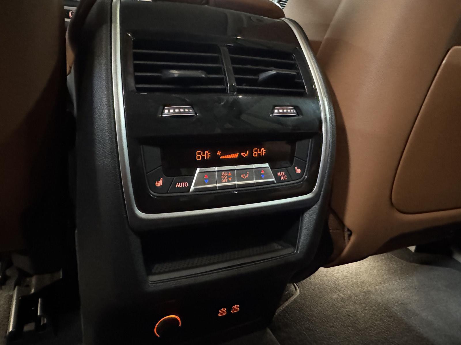 2026 BMW X7 40i - Photo 22