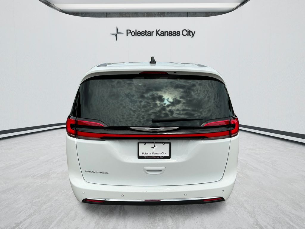 2023 Chrysler Pacifica Touring L - Photo 6