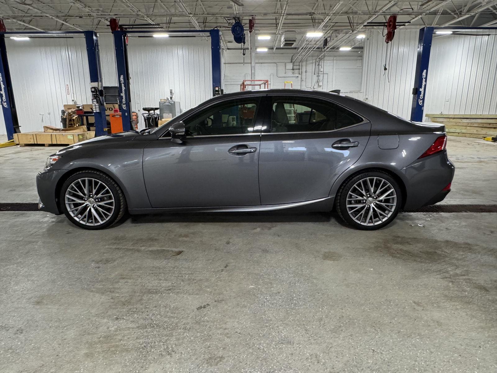 Used 2014 Lexus IS 250 with VIN JTHCF1D29E5004456 for sale in Kansas City