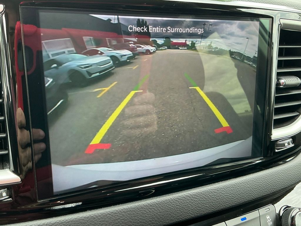 2023 Chrysler Pacifica Touring L - Photo 23