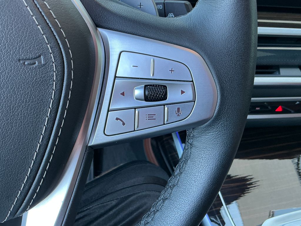 2026 BMW X7 40i - Photo 27