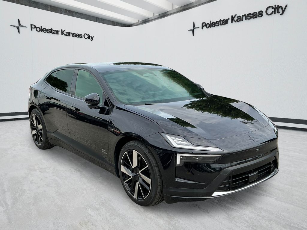 2026 Polestar 4 LRDM's photo