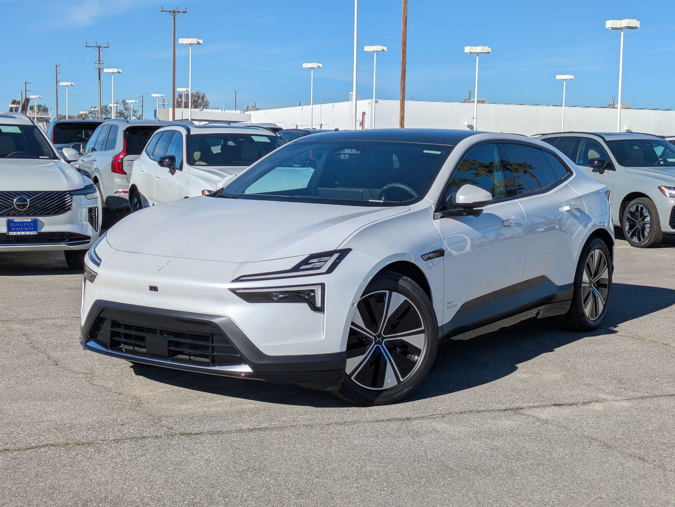 2026 Polestar 4 Standard's photo