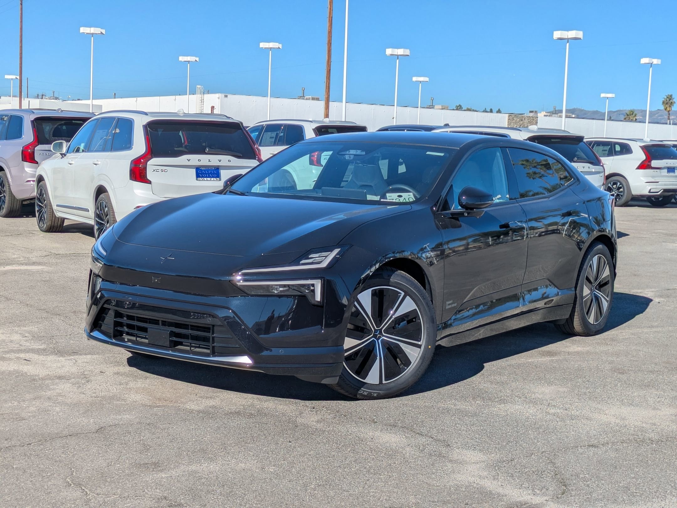 2026 Polestar 4 Standard's photo