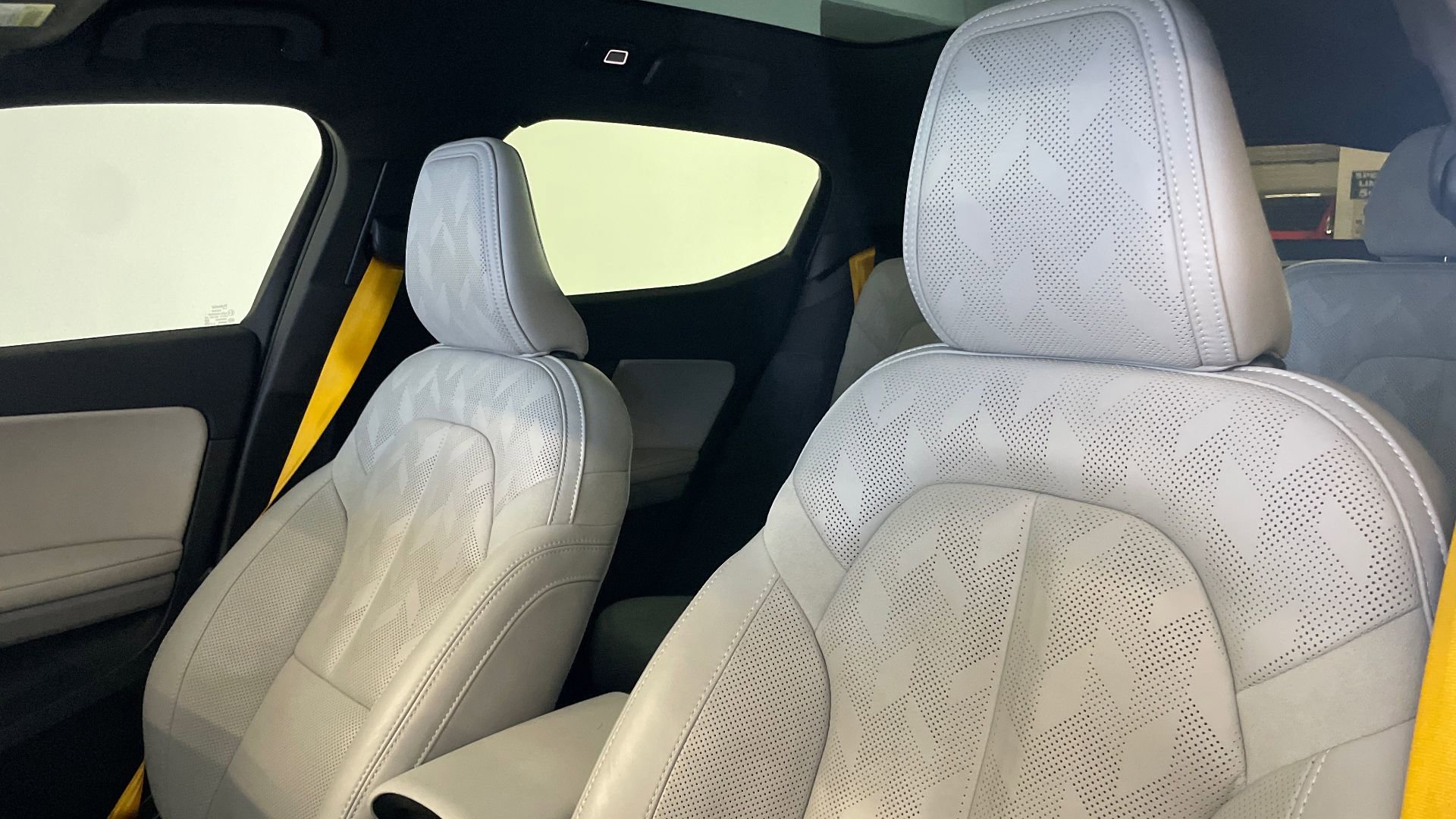 2023 Polestar 2 Performance - Photo 17