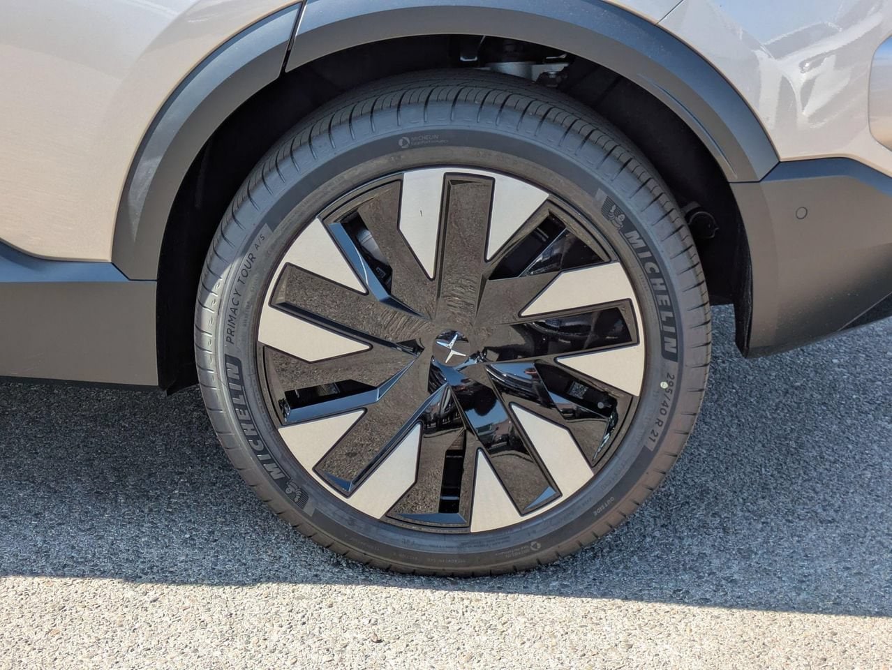 2025 Polestar 3 Plus - Photo 6