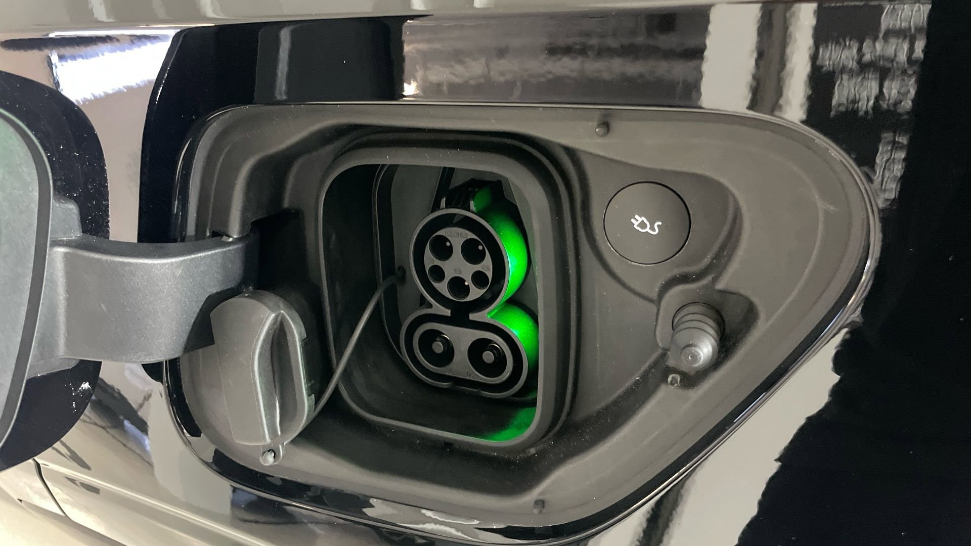 2023 Polestar 2 Performance - Photo 26