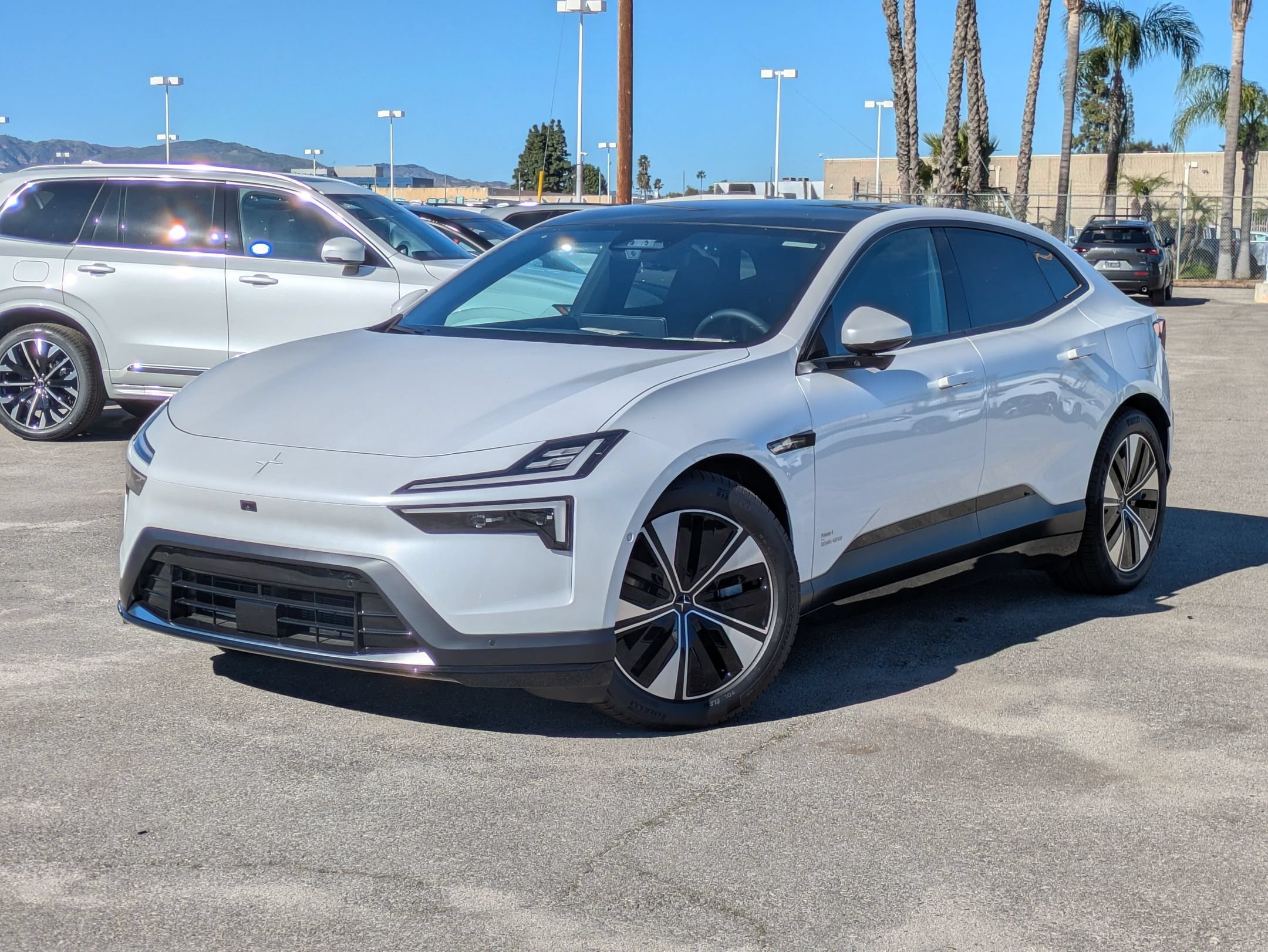 2026 Polestar 4 LRDM's photo