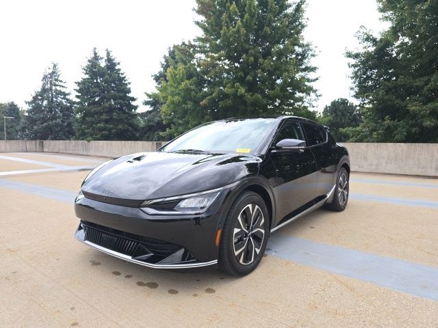 Used 2023 Kia EV6 Wind with VIN KNDC3DLC5P5119600 for sale in Lisle, IL