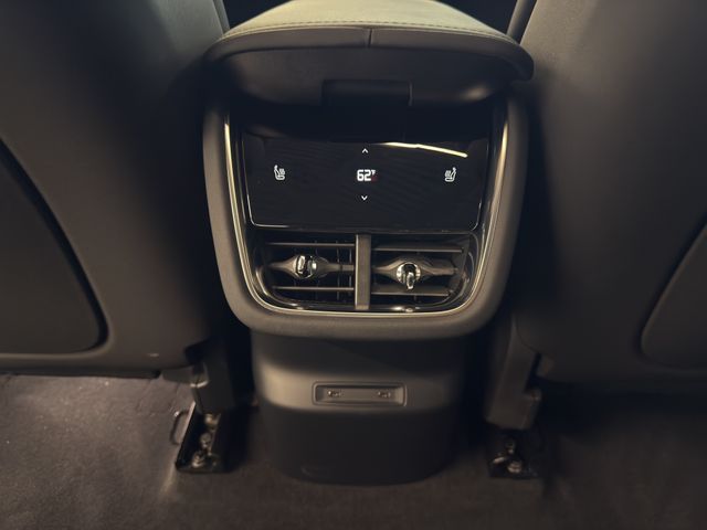 2025 Polestar 3 - Photo 21