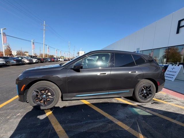 Used 2024 BMW iX Base with VIN WB523CF08RCS00253 for sale in Lisle, IL