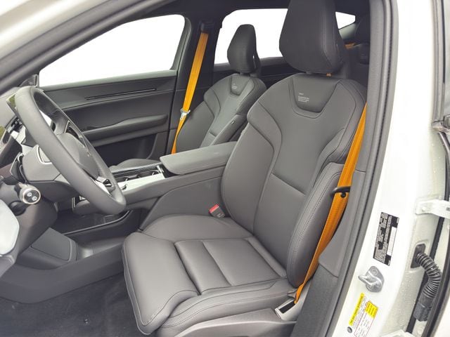 2025 Polestar 3 Performance - Photo 9