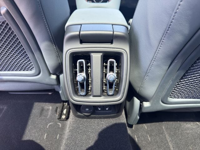 2024 Polestar 2 Plus - Photo 25