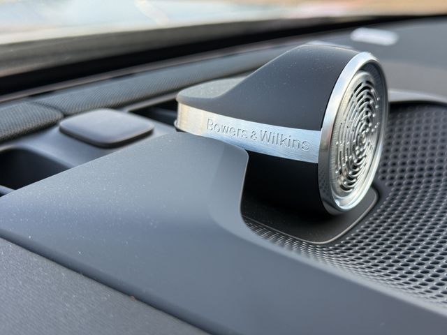 2025 Polestar 3 - Photo 30