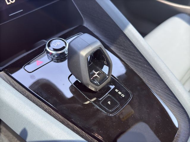 2024 Polestar 2 Plus - Photo 32
