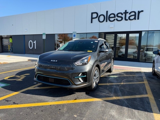 Used 2022 Kia Niro EX Premium with VIN KNDCE3LG7N5122969 for sale in Lisle, IL