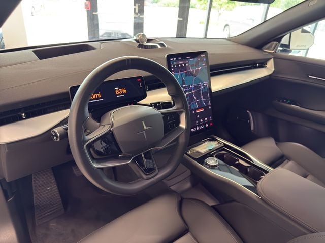 2025 Polestar 3 - Photo 18