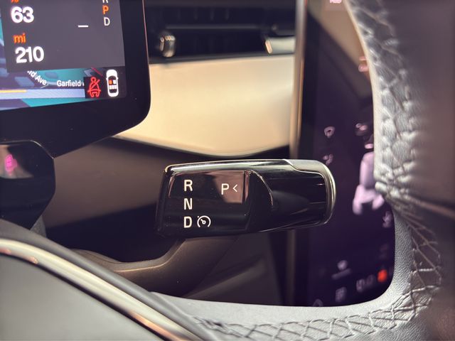 2025 Polestar 3 - Photo 28