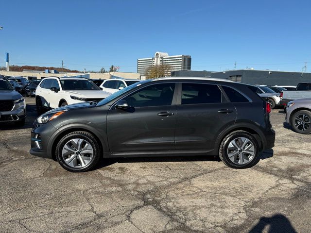 Used 2022 Kia Niro EX Premium with VIN KNDCE3LG7N5122969 for sale in Lisle, IL