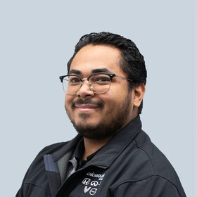 Staff member Michael Christopher from ID_4afdf0