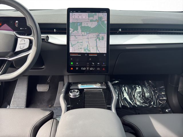 2025 Polestar 3 - Photo 14