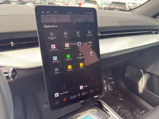 2025 Polestar 3 - Photo 28