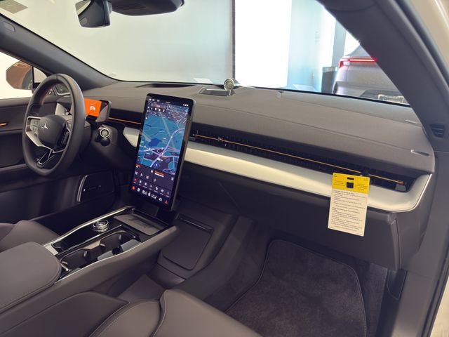 2025 Polestar 3 Performance - Photo 26