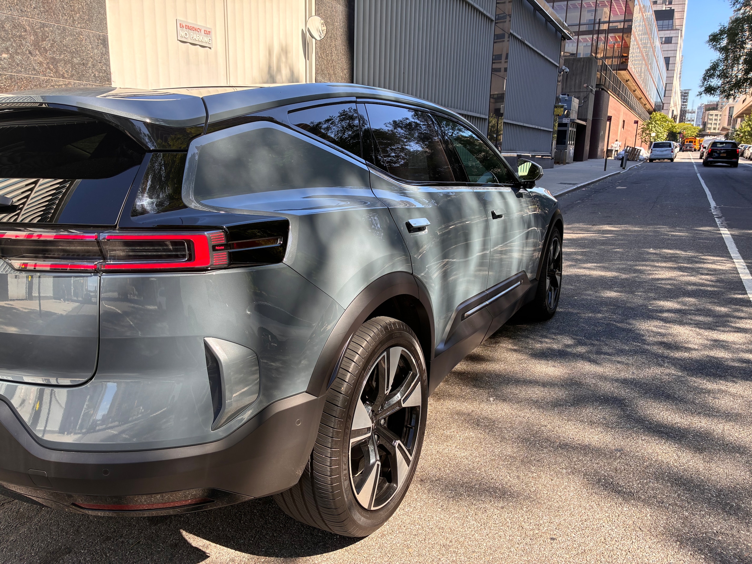 2025 Polestar 3 - Photo 6