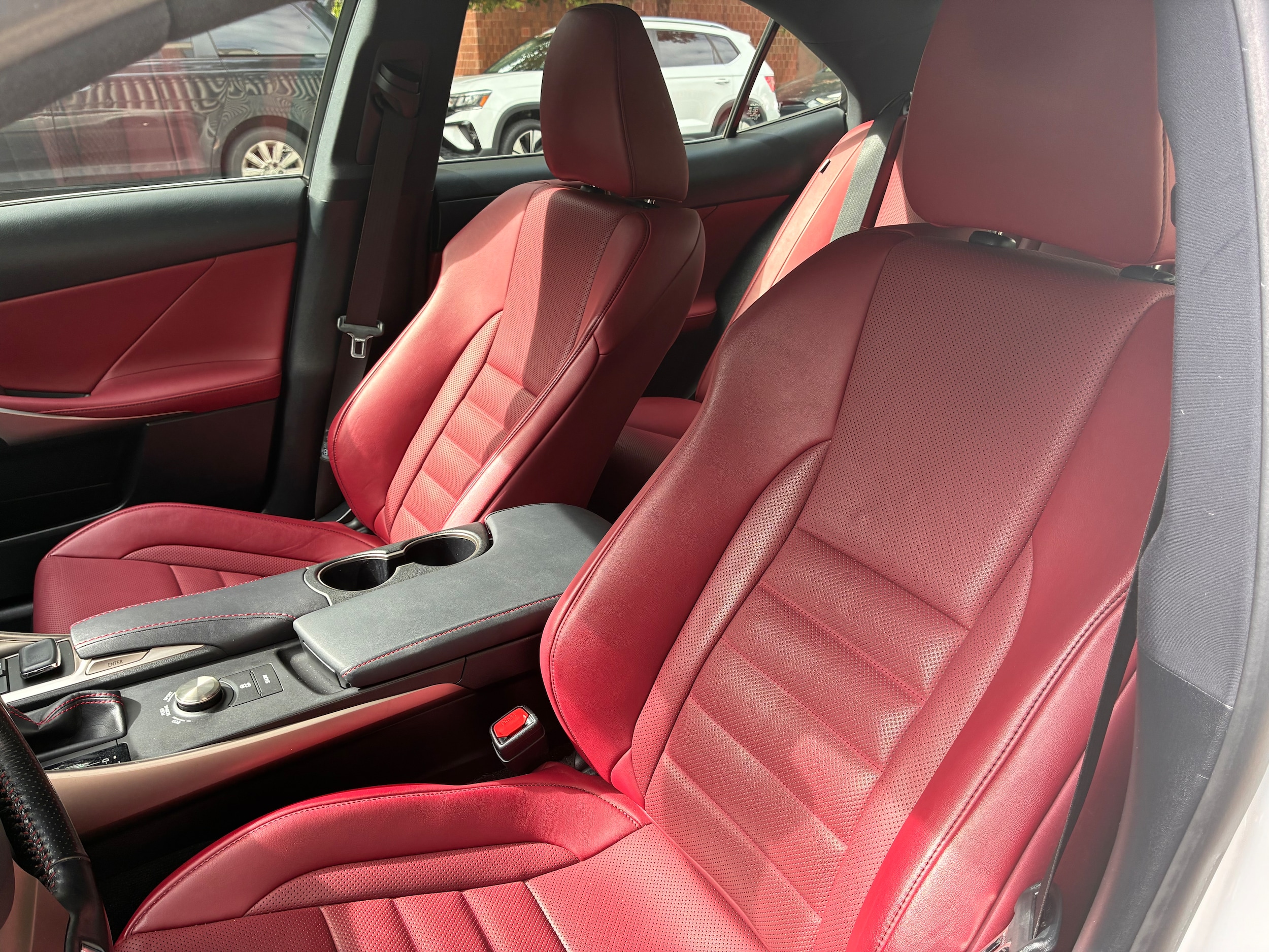 2017 Lexus IS 300 - Photo 13
