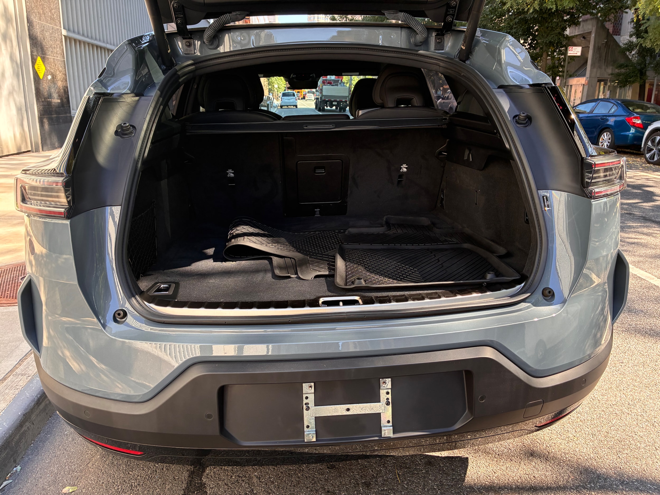 2025 Polestar 3 - Photo 10