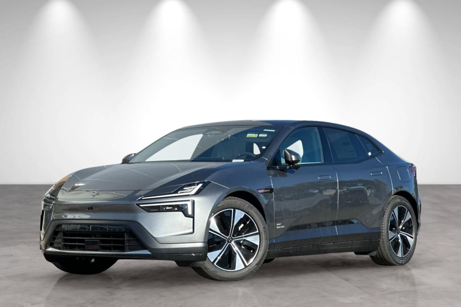 2026 Polestar 4 Base's photo