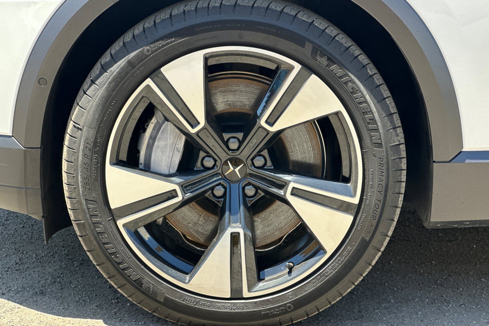 2025 Polestar 3 - Photo 11
