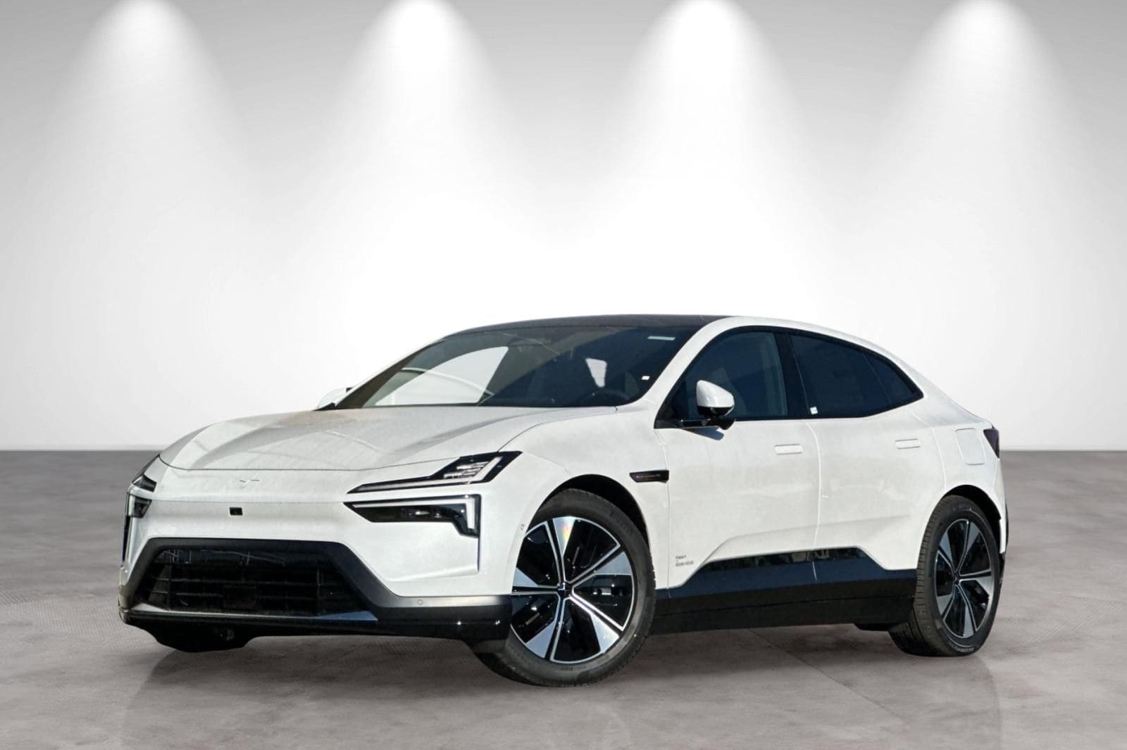 2026 Polestar 4 Base