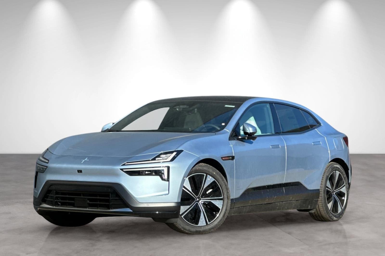 2026 Polestar 4 Standard's photo