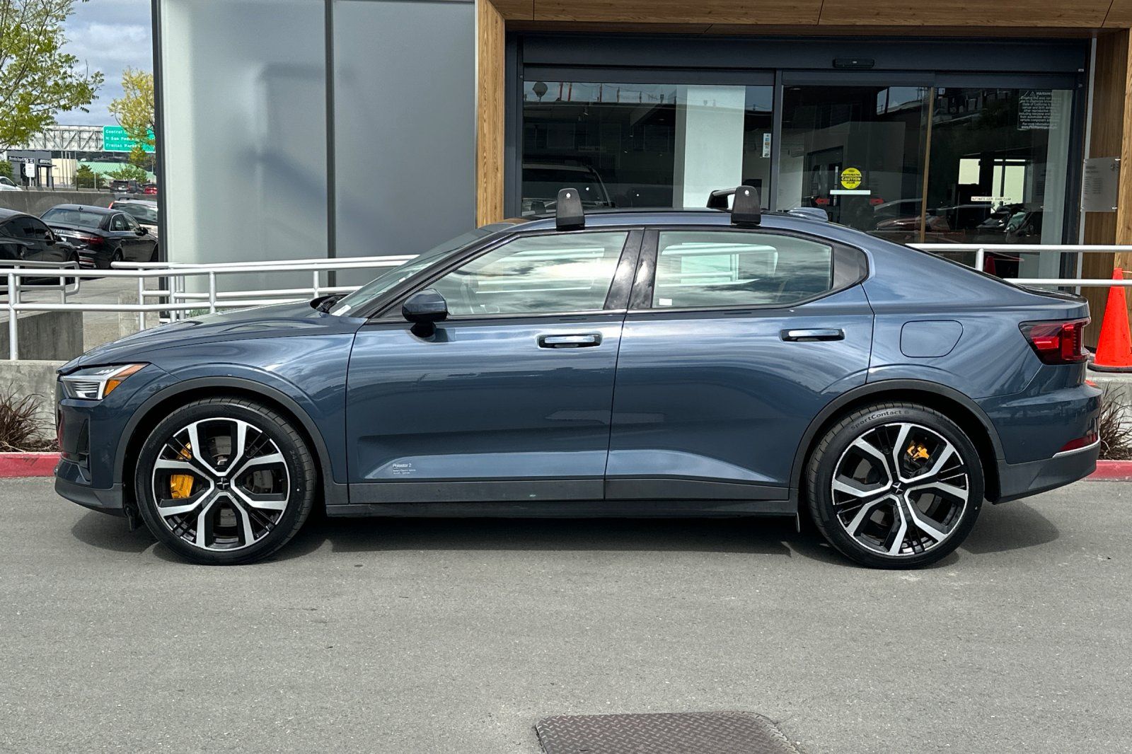 2023 Polestar 2 Long Range Dual Motor Performance Plus photo 4