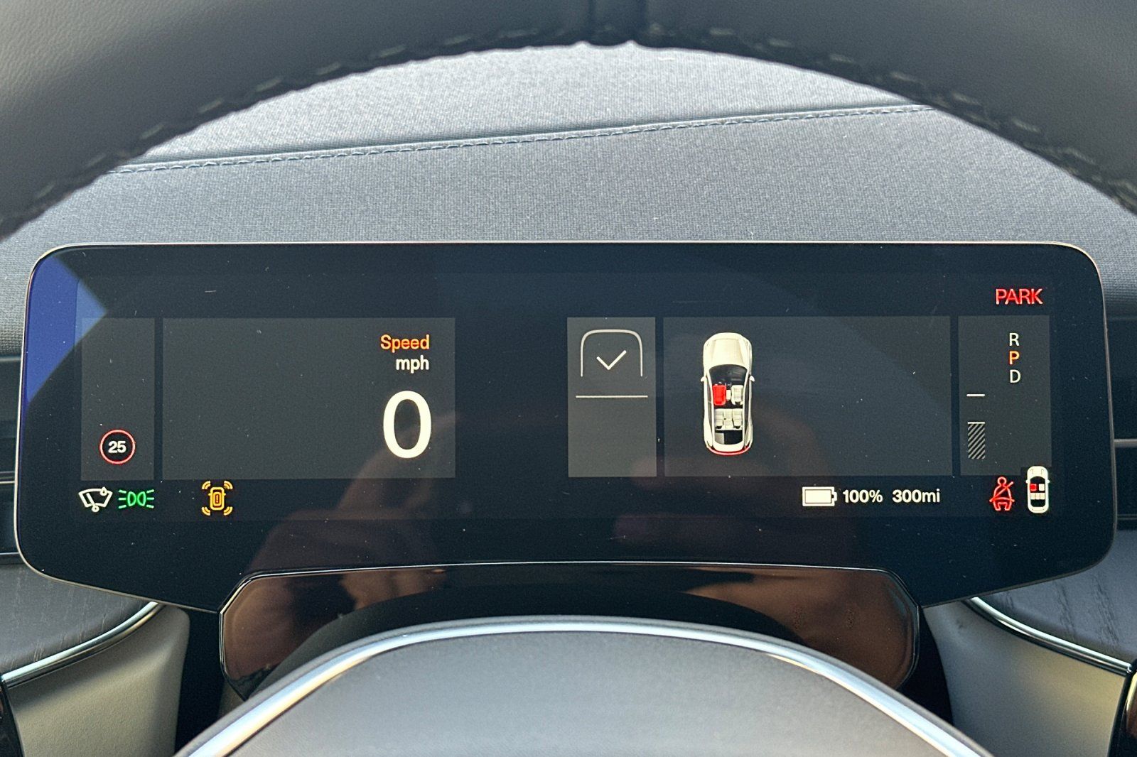 2025 Polestar 3 - Photo 26