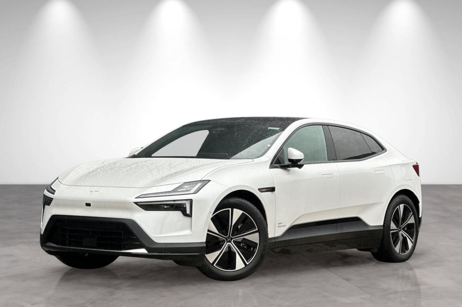 2026 Polestar 4 Base's photo