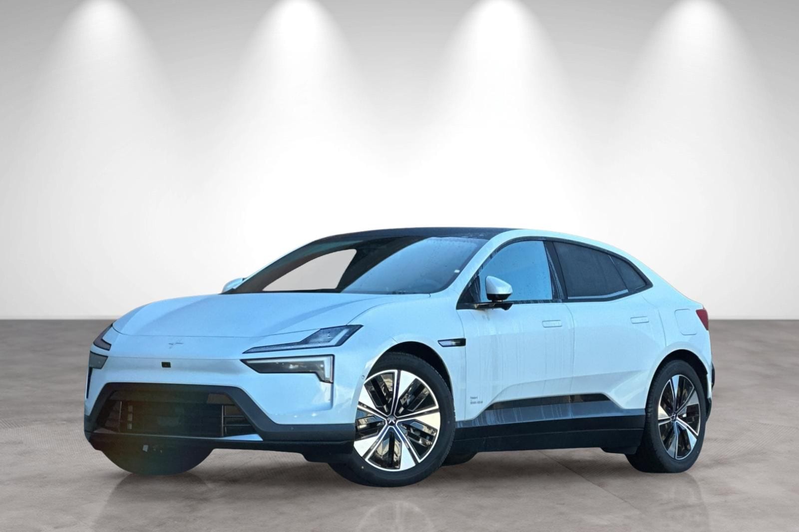 2026 Polestar 4 Base's photo