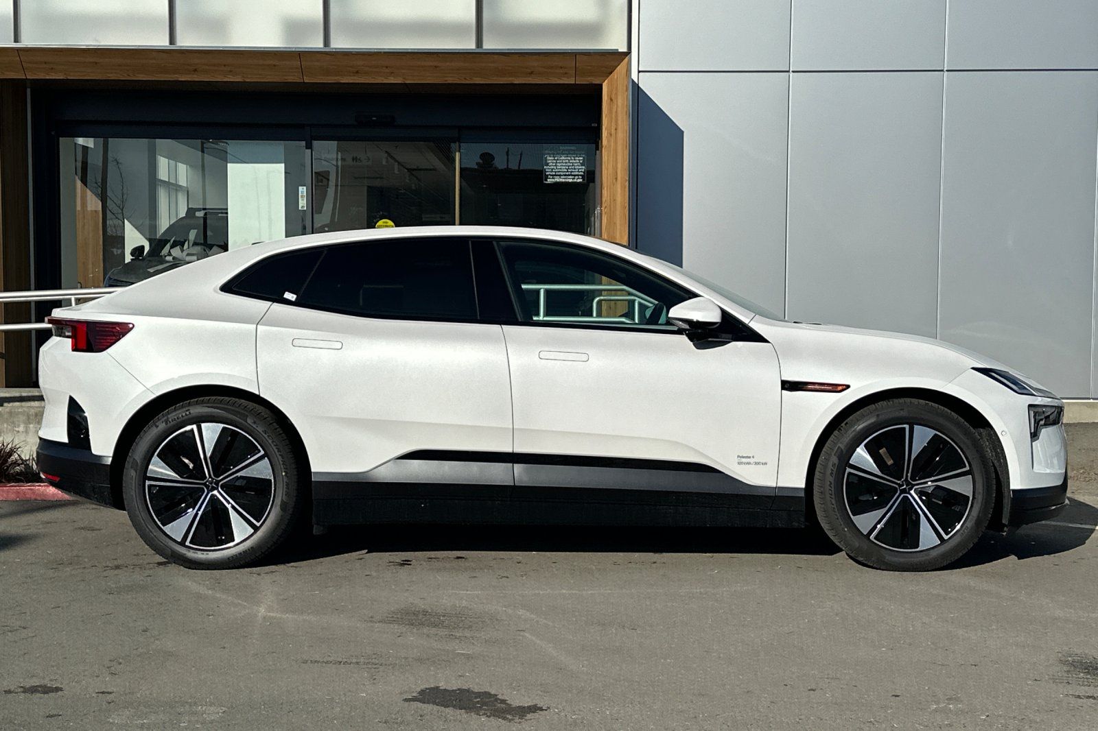 2026 Polestar 4 Base - Photo 8