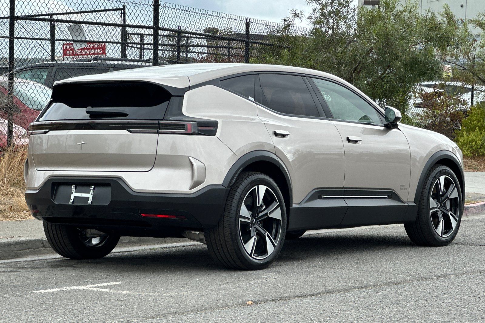 2025 Polestar Polestar 3 photo 2