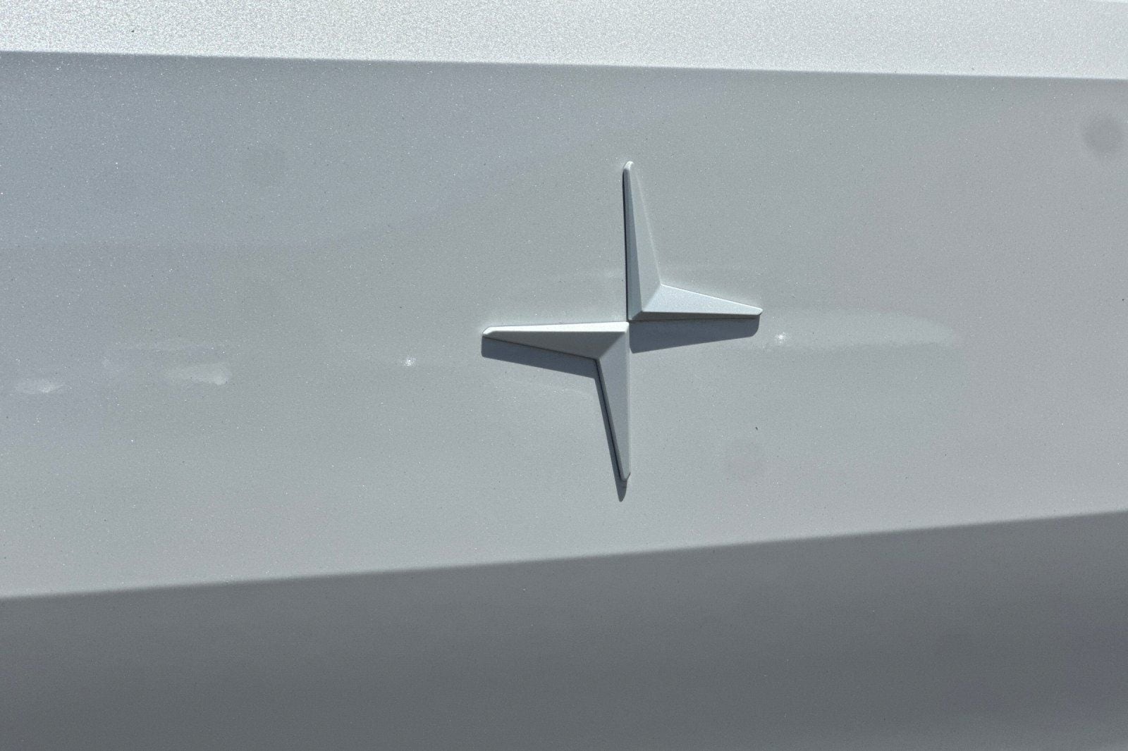 2025 Polestar 3 - Photo 12