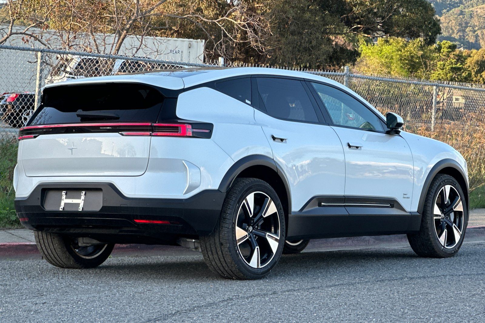 2025 Polestar Polestar 3 photo 2