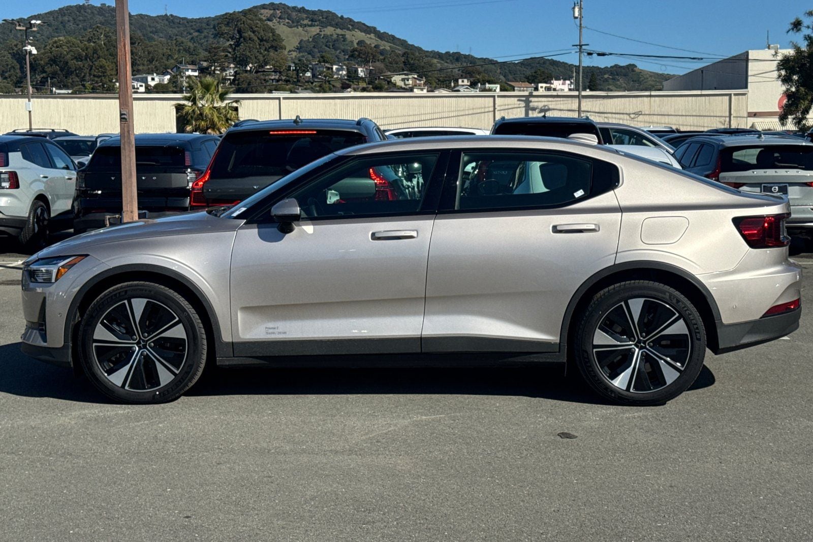 2024 Polestar 2 Long Range Dual Motor photo 4